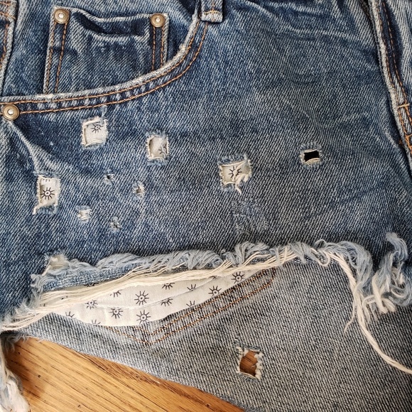 Zara Trafaluc Denim Cutoffs Shorts - Picture 4 of 7